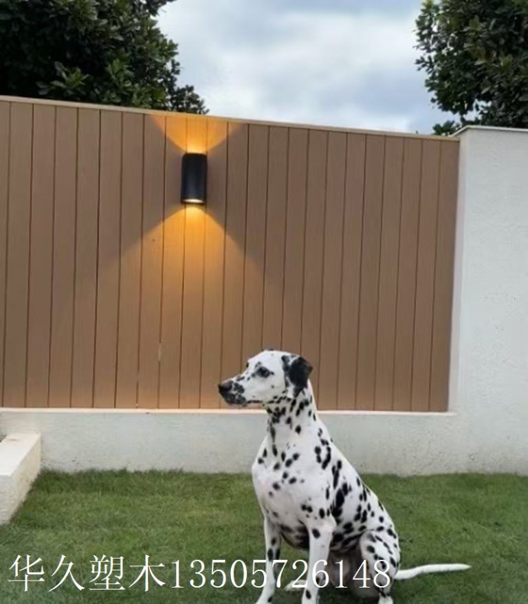 防水防潮耐腐蚀：户外塑木墙板的实用优势解析